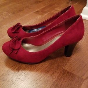 Red heels, ribbon/flower embellishment, size 9.5